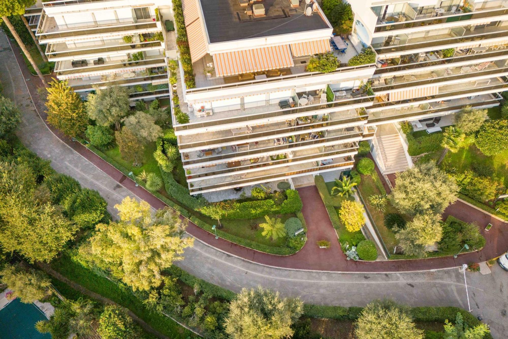 Sunny And Cosy Sea View Appartement Antibes